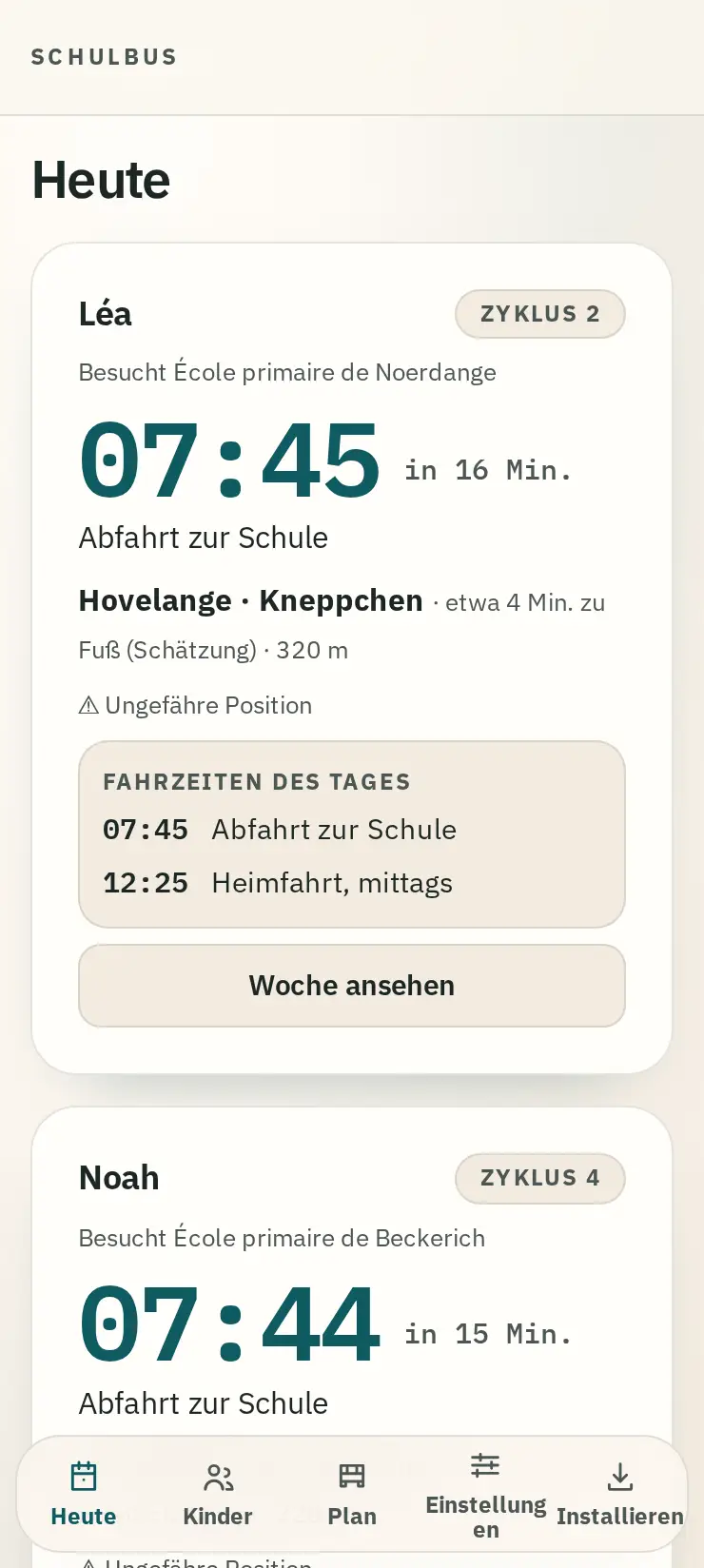 Startbildschirm der App: die Karte von Léa, Bus um 07:45 am Kneppchen.